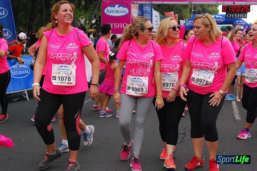 Carrera de la Mujer Sevilla meta 7 (arco derecho) desde el minuto 57 hasta 1h
