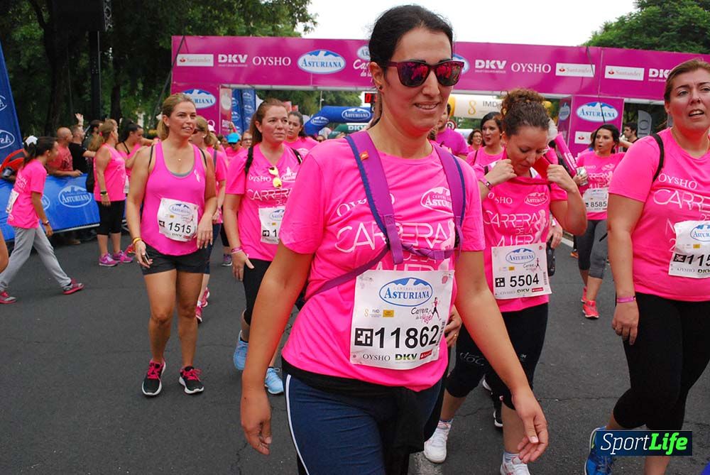 Carrera de la Mujer Sevilla meta 7 (arco derecho) desde el minuto 57 hasta 1h