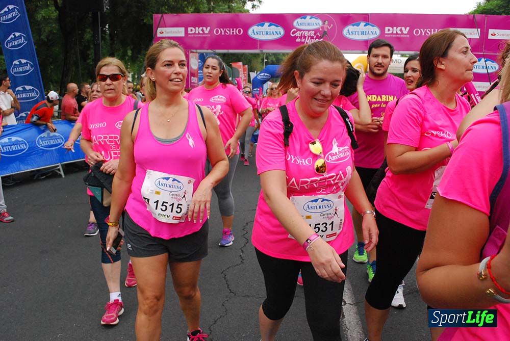 Carrera de la Mujer Sevilla meta 7 (arco derecho) desde el minuto 57 hasta 1h
