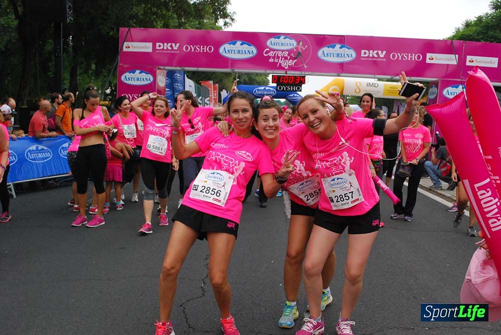 Carrera de la Mujer Sevilla meta 7 (arco derecho) desde el minuto 57 hasta 1h