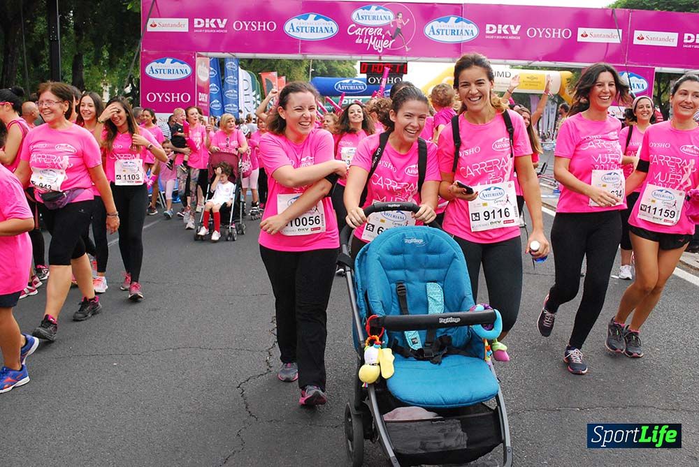 Carrera de la Mujer Sevilla meta 9 (arco derecho) desde 1h05 a 1h12