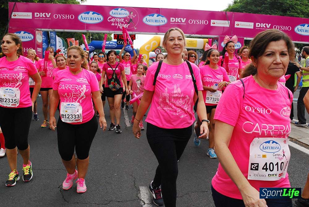 Carrera de la Mujer Sevilla meta 9 (arco derecho) desde 1h05 a 1h12