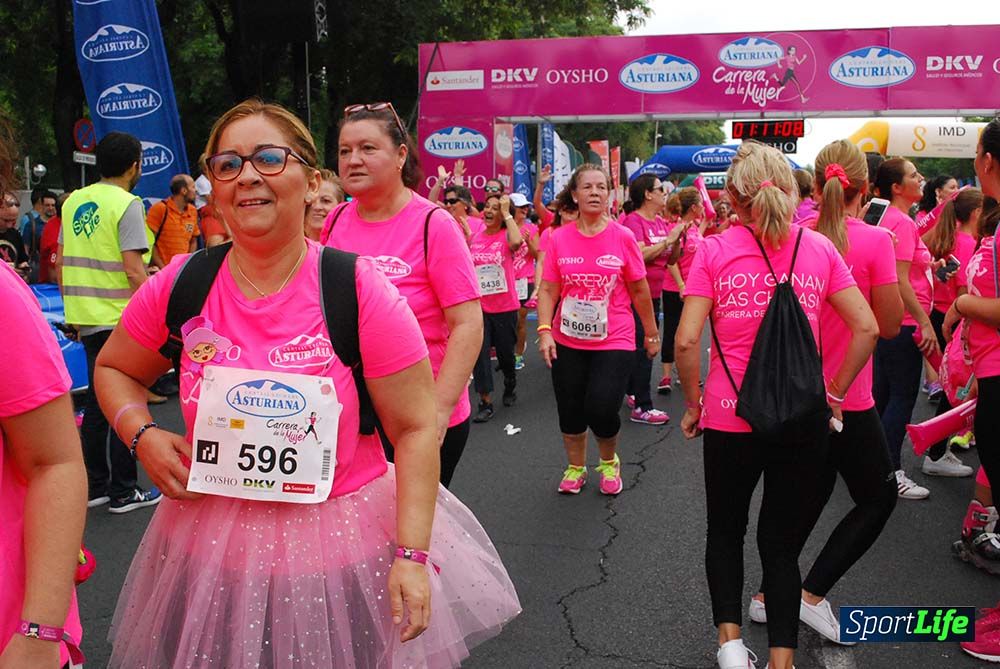 Carrera de la Mujer Sevilla meta 9 (arco derecho) desde 1h05 a 1h12