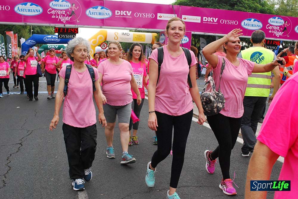 Carrera de la Mujer Sevilla meta 9 (arco derecho) desde 1h05 a 1h12