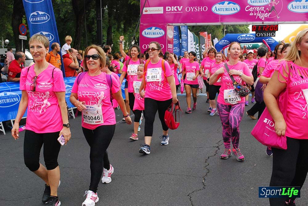 Carrera de la Mujer Sevilla meta 9 (arco derecho) desde 1h05 a 1h12