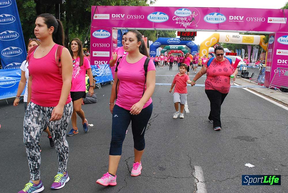Carrera de la Mujer Sevilla meta 12 (arco derecho) desde 1h23 hasta 1h30