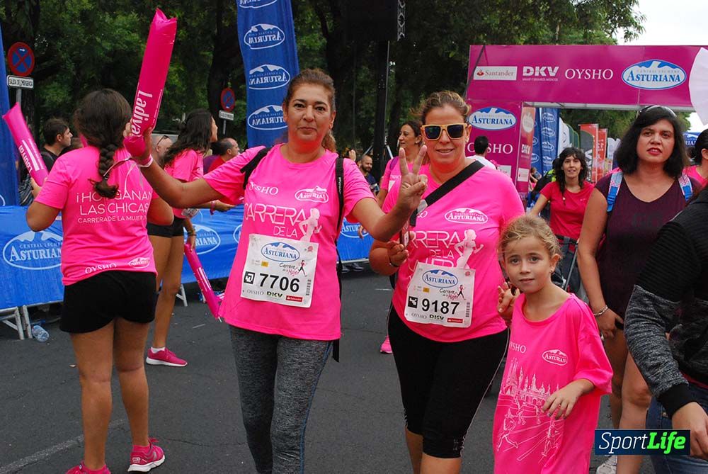 Carrera de la Mujer Sevilla meta 12 (arco derecho) desde 1h23 hasta 1h30