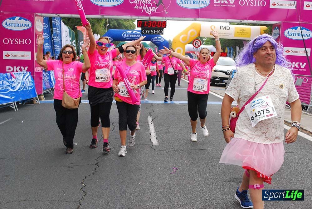 Carrera de la Mujer Sevilla meta 12 (arco derecho) desde 1h23 hasta 1h30