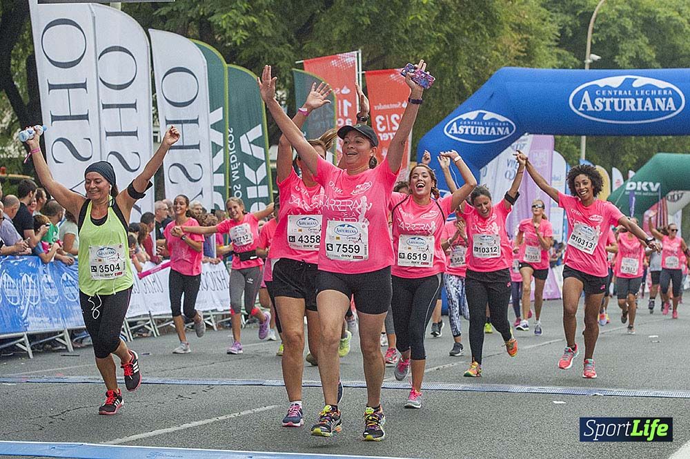 Carrera de la Mujer Sevilla meta (arco izquierdo) desde el minuto 37 al 43