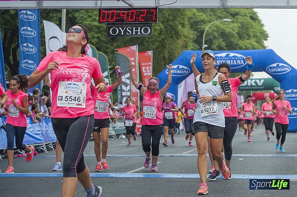 Carrera de la Mujer Sevilla meta (arco izquierdo) desde el minuto 37 al 43