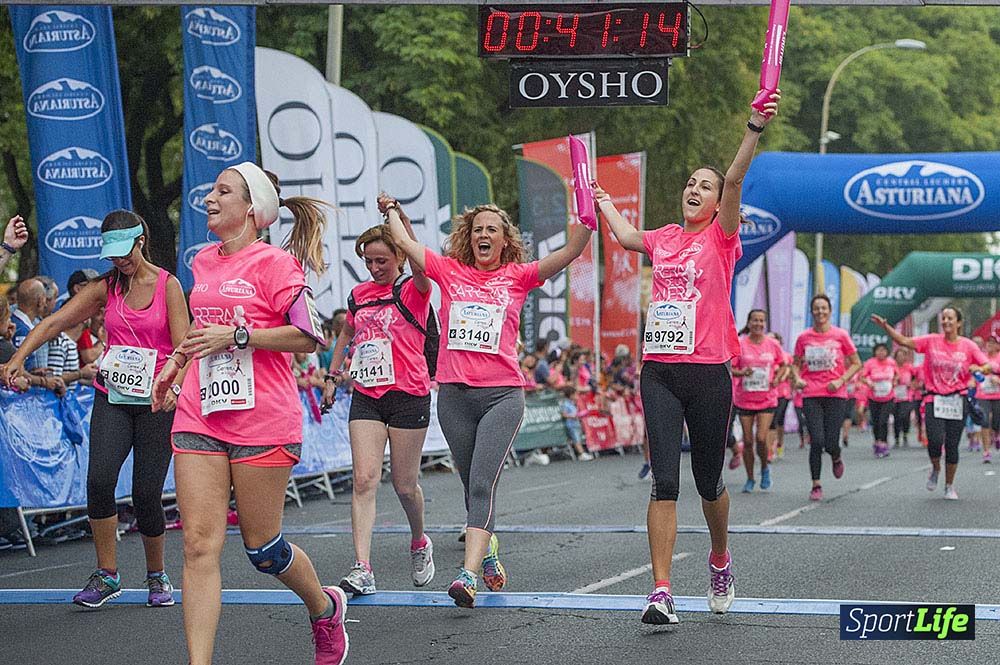 Carrera de la Mujer Sevilla meta (arco izquierdo) desde el minuto 37 al 43
