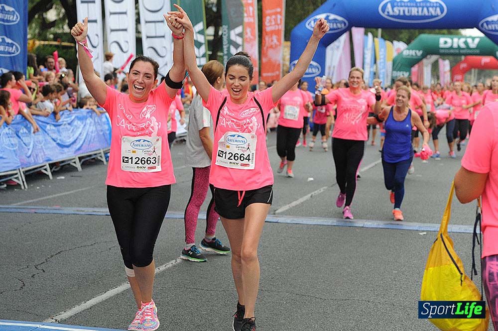 Carrera de la Mujer Sevilla (arco izquierdo) desde el minuto 51 hasta 1h 01