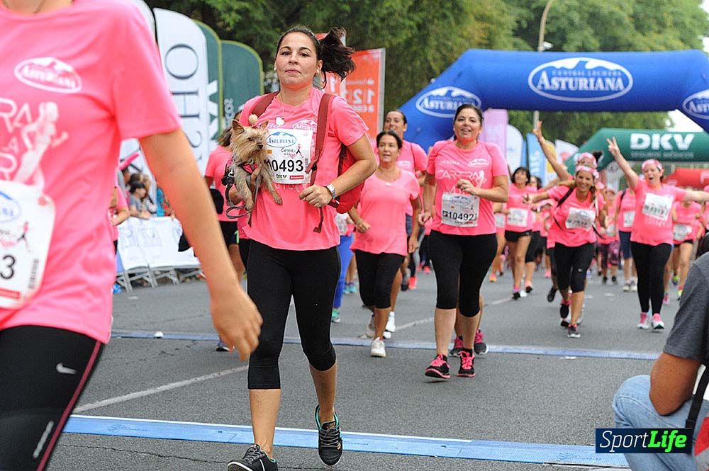 Carrera de la Mujer Sevilla (arco izquierdo) desde el minuto 51 hasta 1h 01