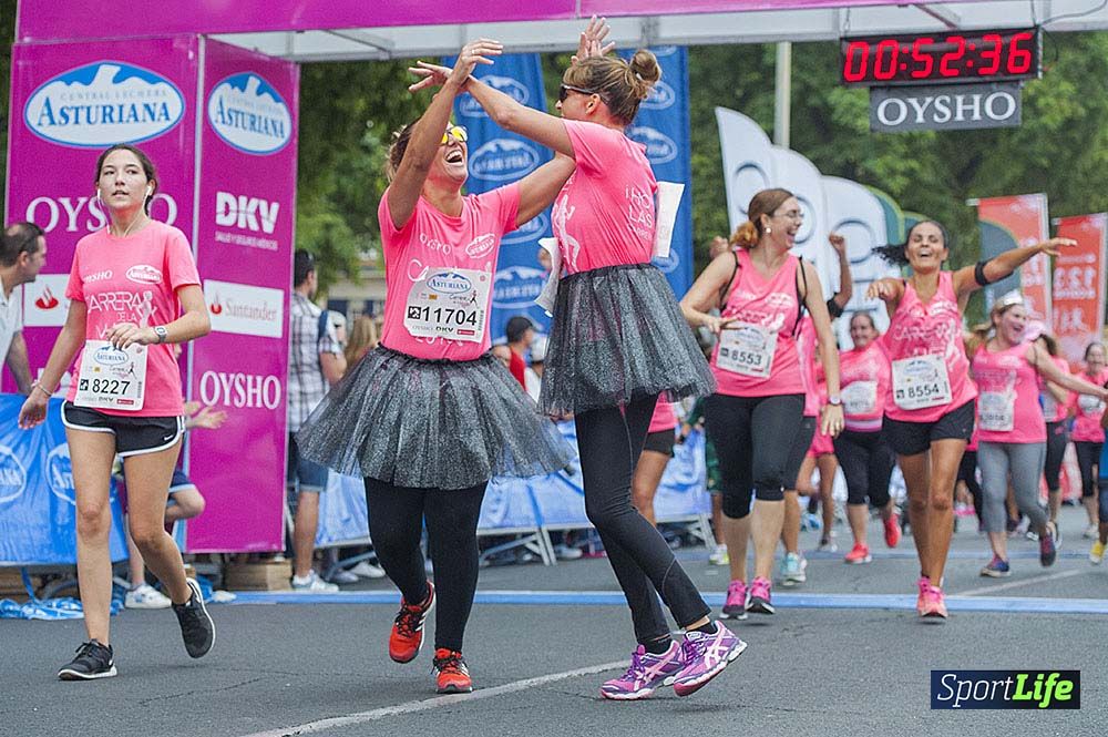 Carrera de la Mujer Sevilla (arco izquierdo) desde el minuto 51 hasta 1h 01