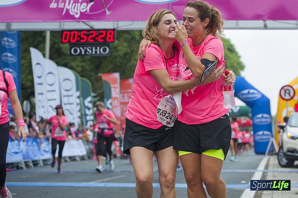 Carrera de la Mujer Sevilla (arco izquierdo) desde el minuto 51 hasta 1h 01