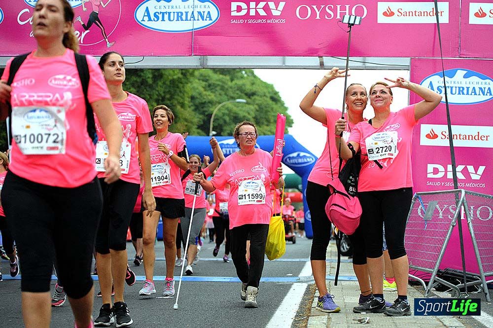 Carrera de la Mujer Sevilla (arco izquierdo) desde el minuto 51 hasta 1h 01
