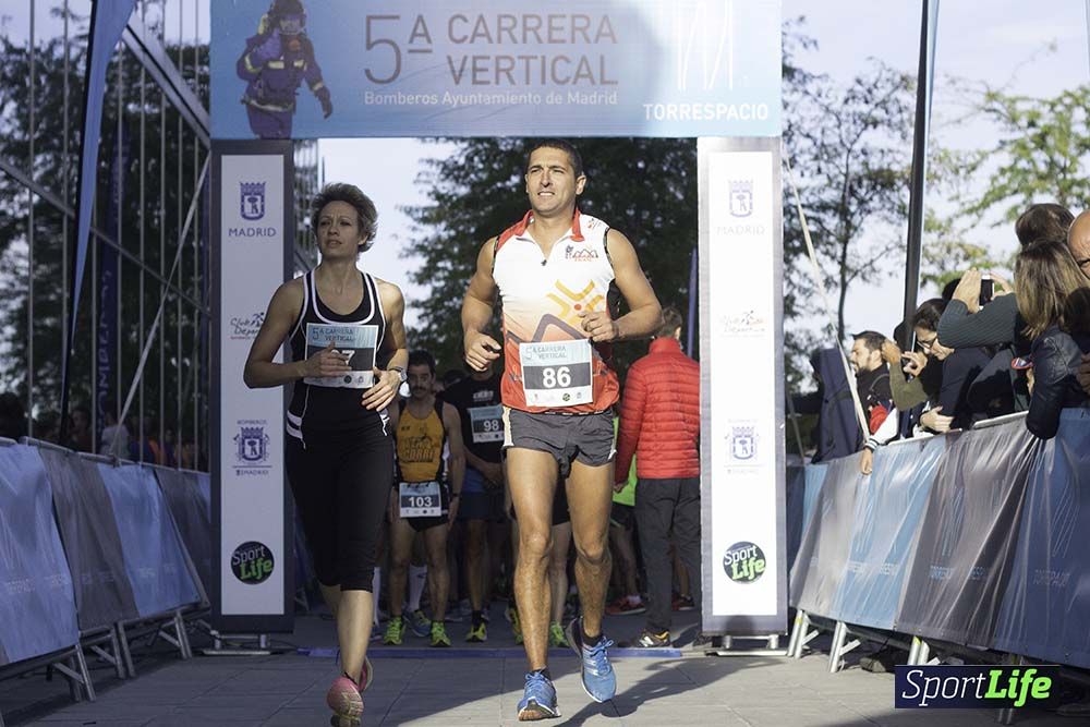 Carrera Vertical Torrespacio salida 1