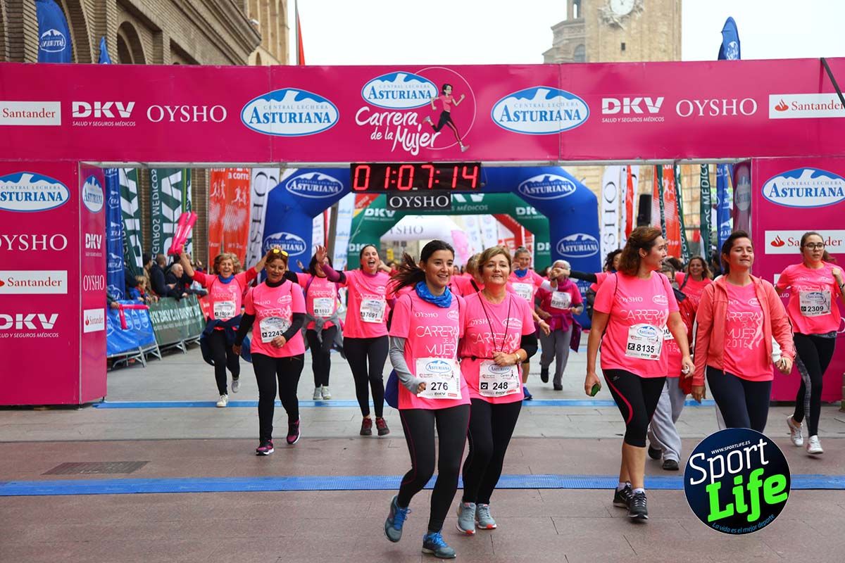 Carrera de la Mujer Zaragoza meta desde 1 h 5 min a 1h 11 min