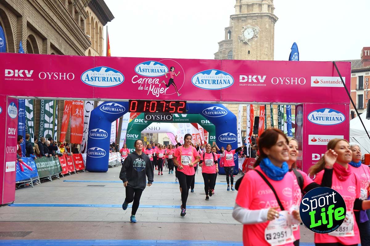 Carrera de la Mujer Zaragoza meta desde 1 h 5 min a 1h 11 min
