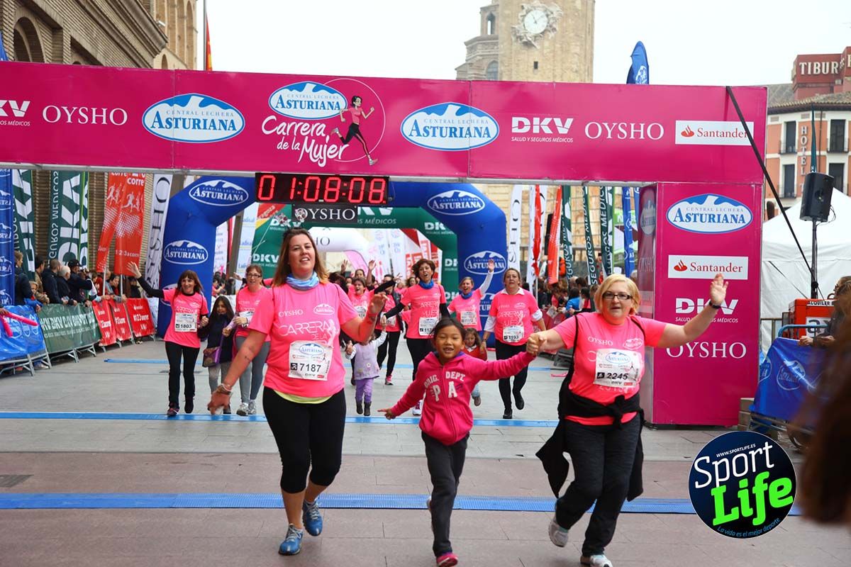 Carrera de la Mujer Zaragoza meta desde 1 h 5 min a 1h 11 min