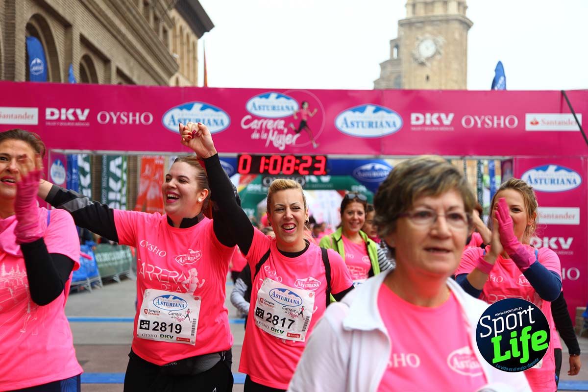 Carrera de la Mujer Zaragoza meta desde 1 h 5 min a 1h 11 min