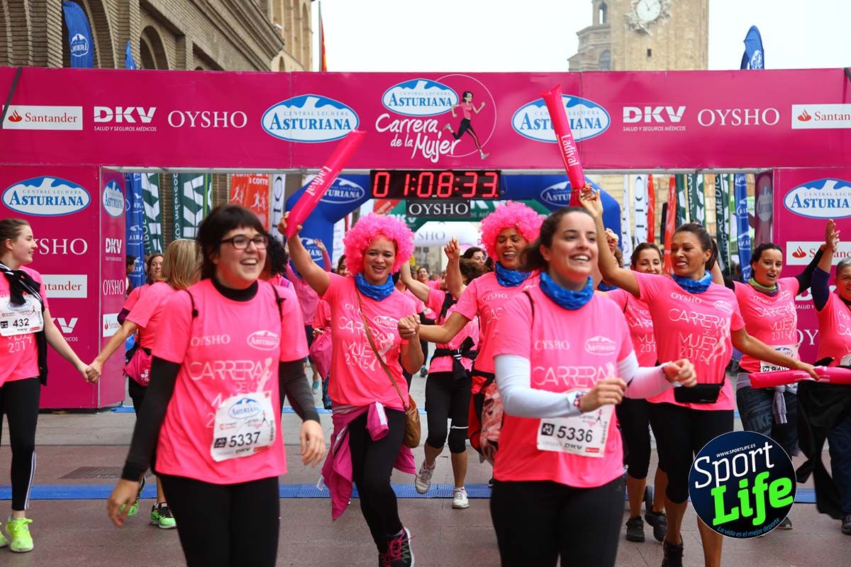 Carrera de la Mujer Zaragoza meta desde 1 h 5 min a 1h 11 min