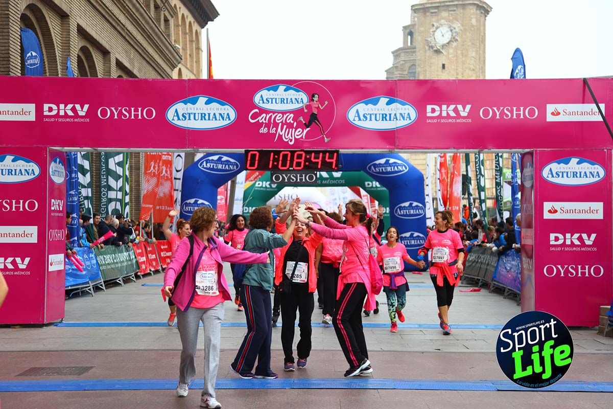 Carrera de la Mujer Zaragoza meta desde 1 h 5 min a 1h 11 min