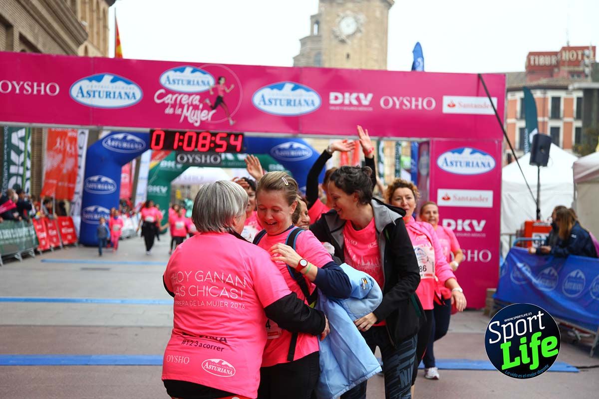 Carrera de la Mujer Zaragoza meta desde 1 h 5 min a 1h 11 min