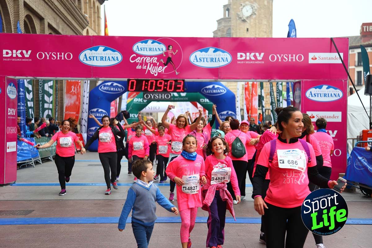Carrera de la Mujer Zaragoza meta desde 1 h 5 min a 1h 11 min