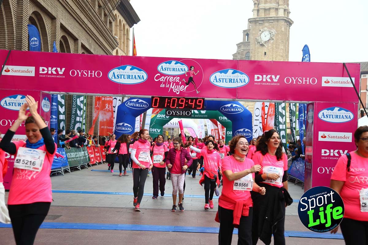 Carrera de la Mujer Zaragoza meta desde 1 h 5 min a 1h 11 min
