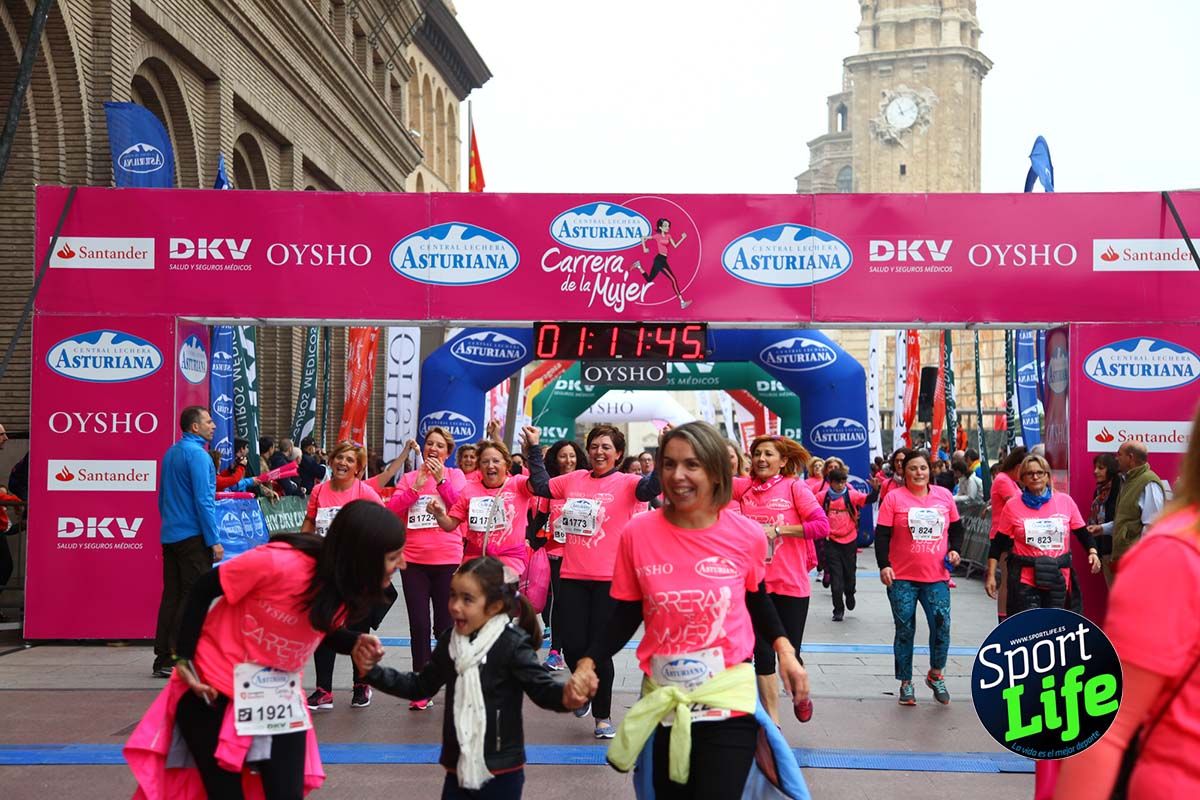 Carrera de la Mujer Zaragoza meta desde 1 h 5 min a 1h 11 min