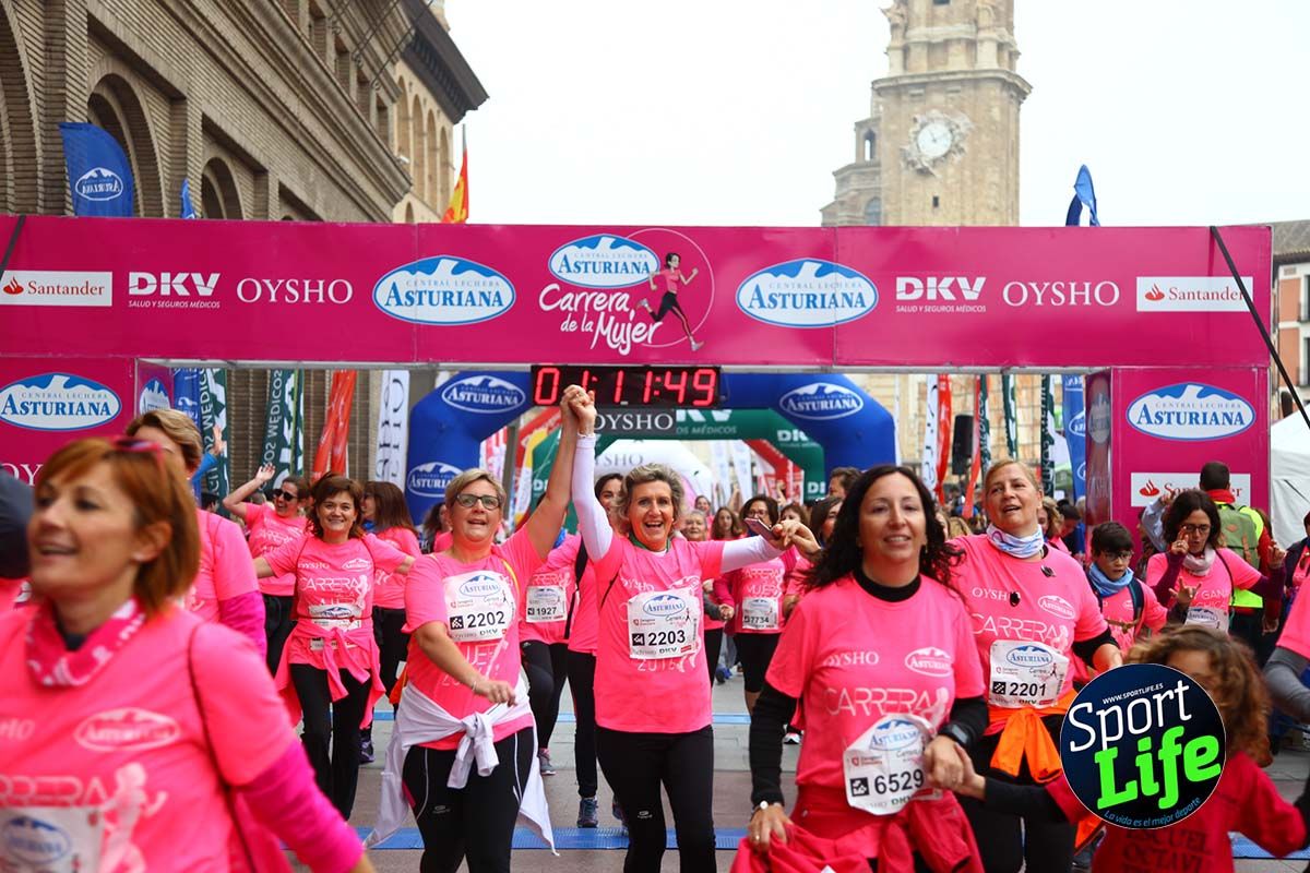 Carrera de la Mujer Zaragoza meta desde 1 h 5 min a 1h 11 min