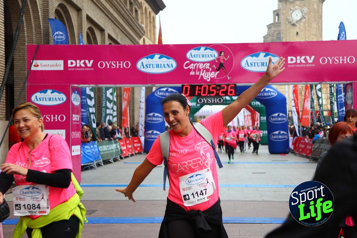 Carrera de la Mujer Zaragoza meta desde 1 h 5 min a 1h 11 min