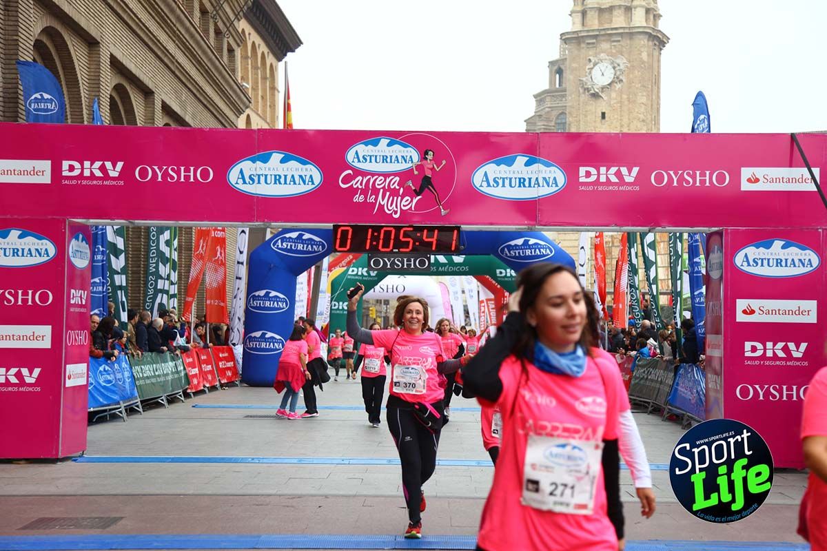 Carrera de la Mujer Zaragoza meta desde 1 h 5 min a 1h 11 min