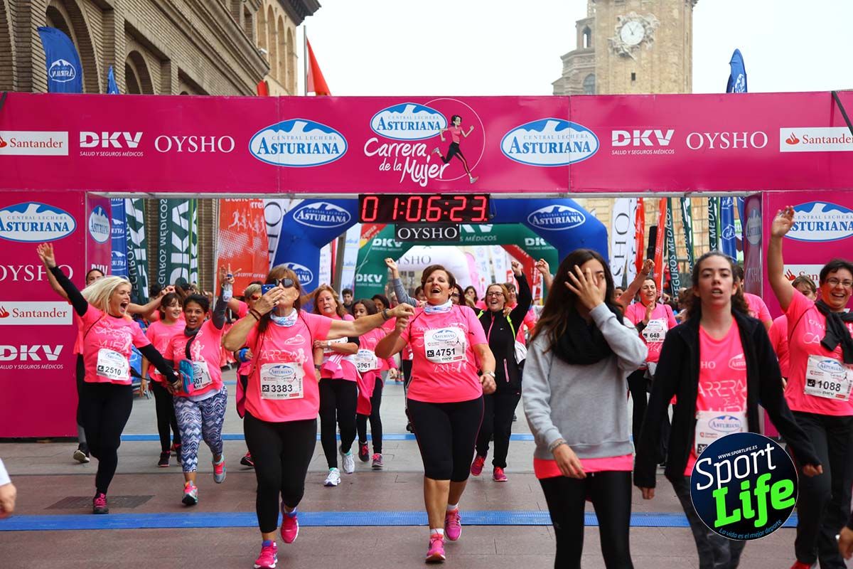 Carrera de la Mujer Zaragoza meta desde 1 h 5 min a 1h 11 min