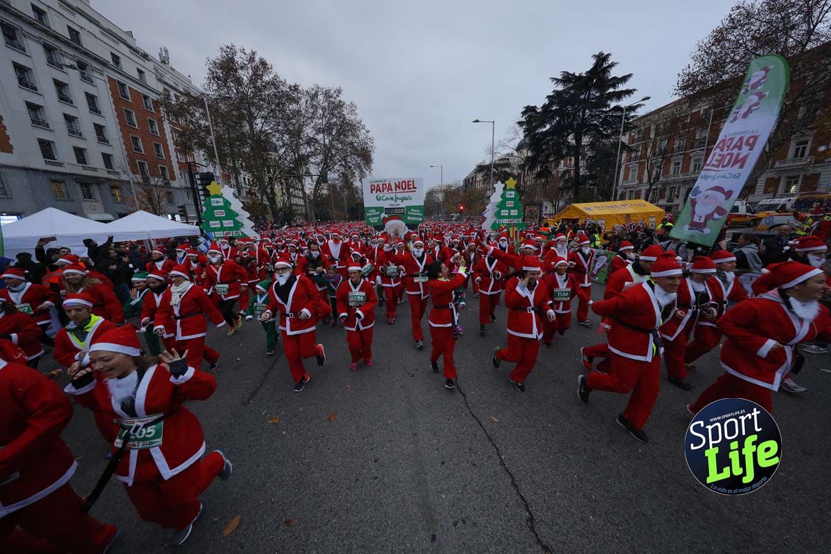 El ambiente de la Carrera de Papá Noel en Madrid