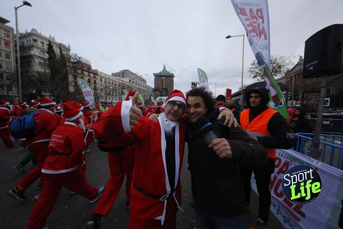 El ambiente de la Carrera de Papá Noel en Madrid