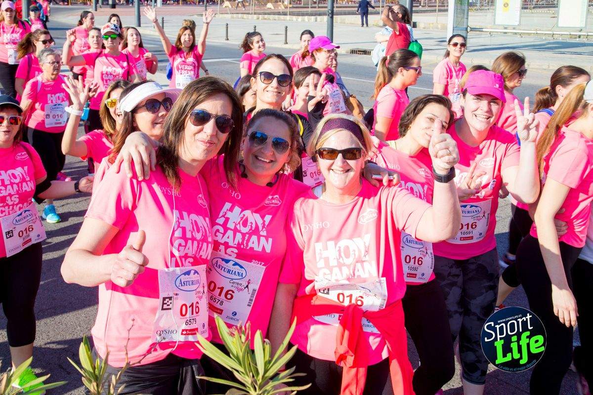 Las mejores fotos de ambiente durante la Carrera de la Mujer de Valencia