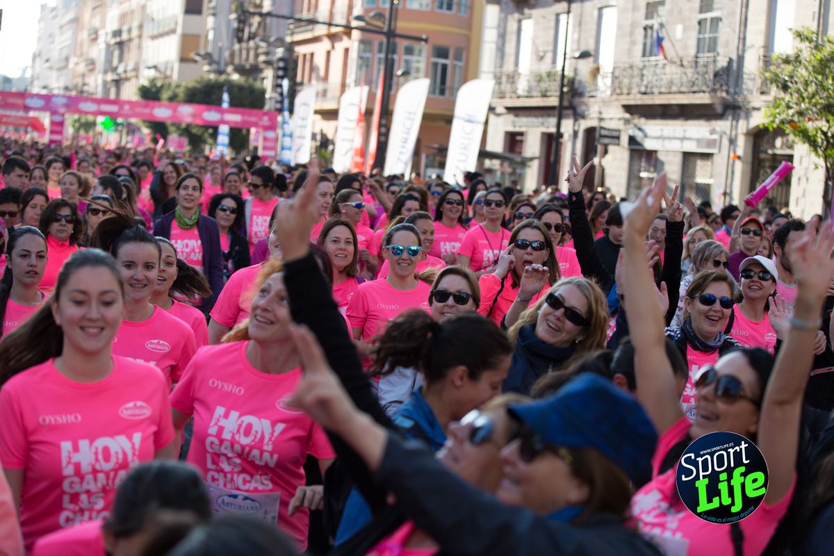 La salida de la Carrera de la Mujer de Valencia en imágenes