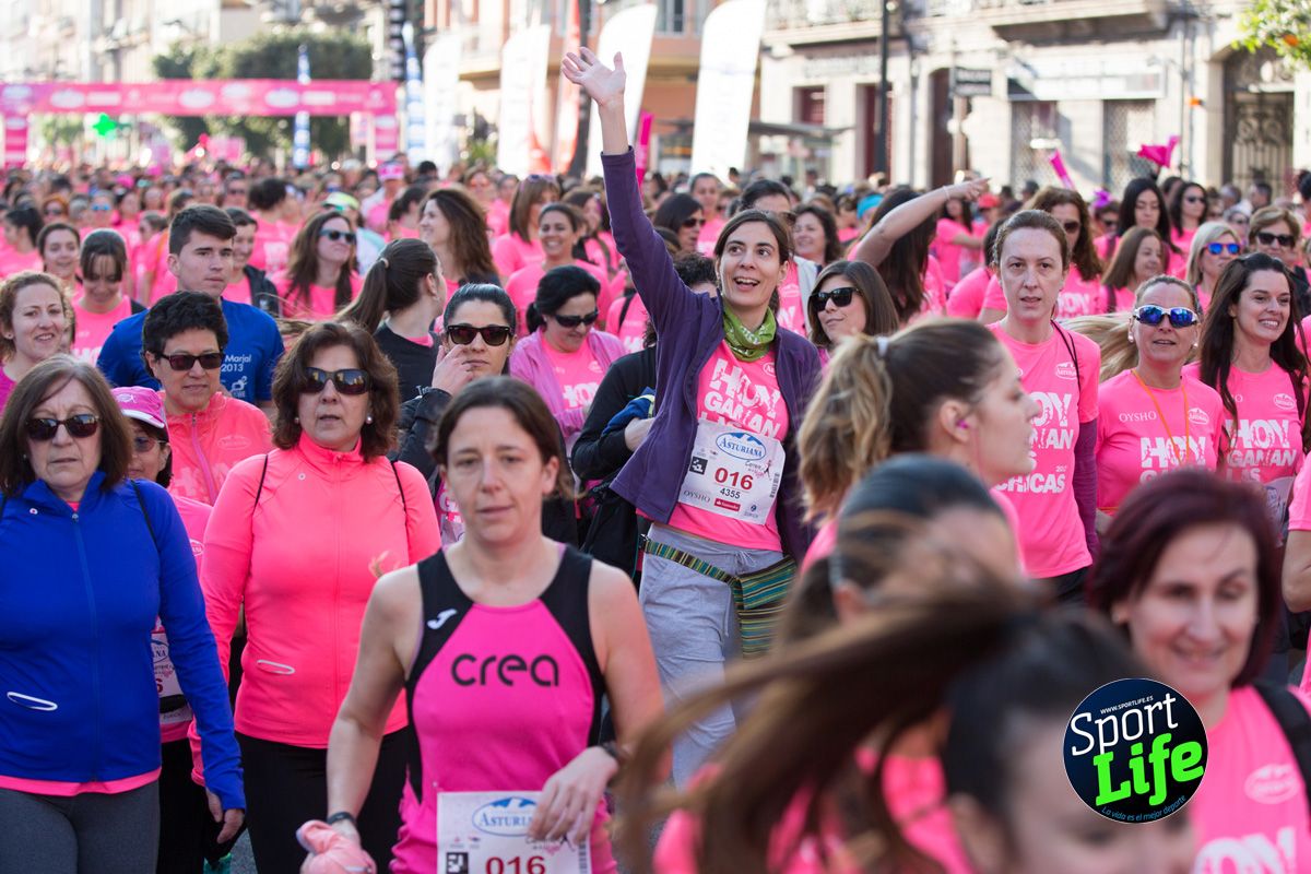 La salida de la Carrera de la Mujer de Valencia en imágenes