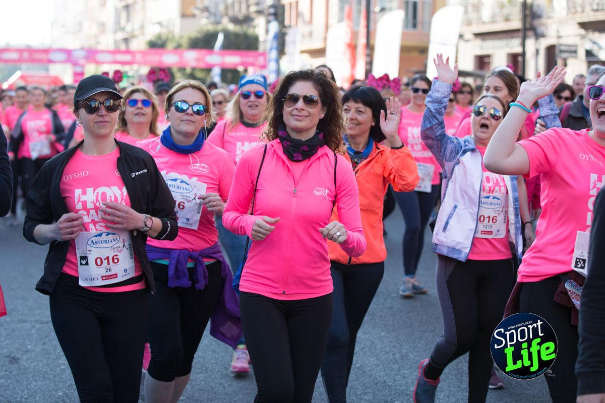 La salida de la Carrera de la Mujer de Valencia en imágenes