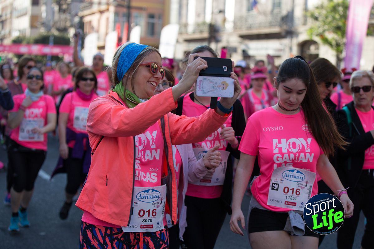 La salida de la Carrera de la Mujer de Valencia en imágenes