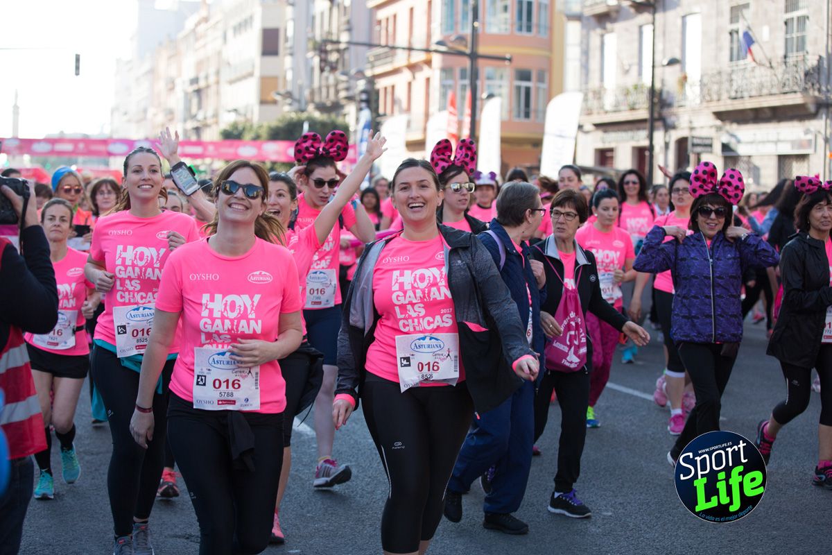 La salida de la Carrera de la Mujer de Valencia en imágenes