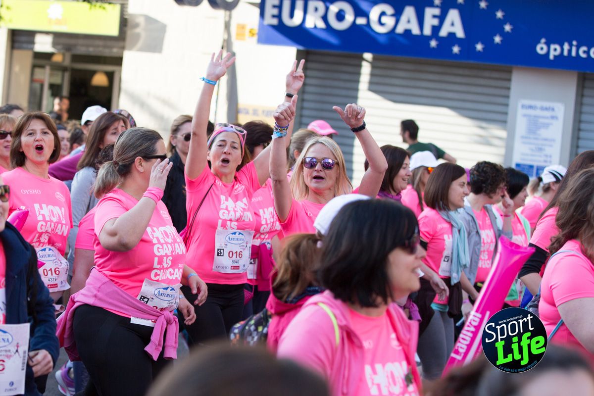 La salida de la Carrera de la Mujer de Valencia en imágenes