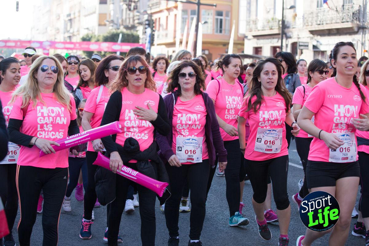 La salida de la Carrera de la Mujer de Valencia en imágenes
