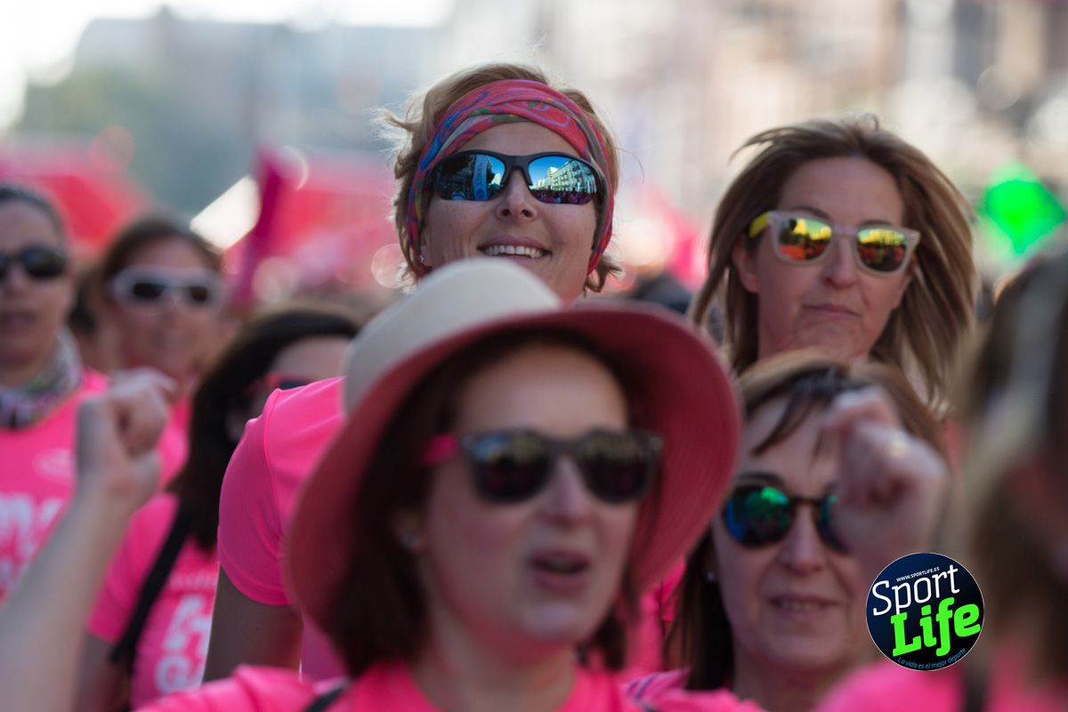 La salida de la Carrera de la Mujer de Valencia en imágenes