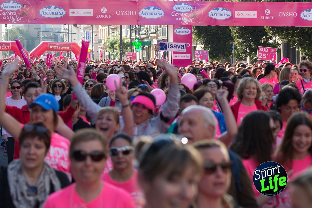 La salida de la Carrera de la Mujer de Valencia en imágenes