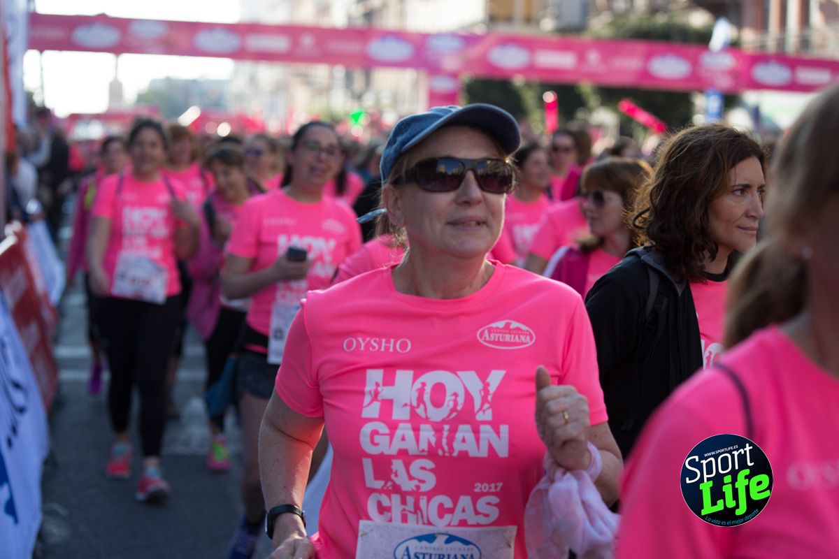 La salida de la Carrera de la Mujer de Valencia en imágenes