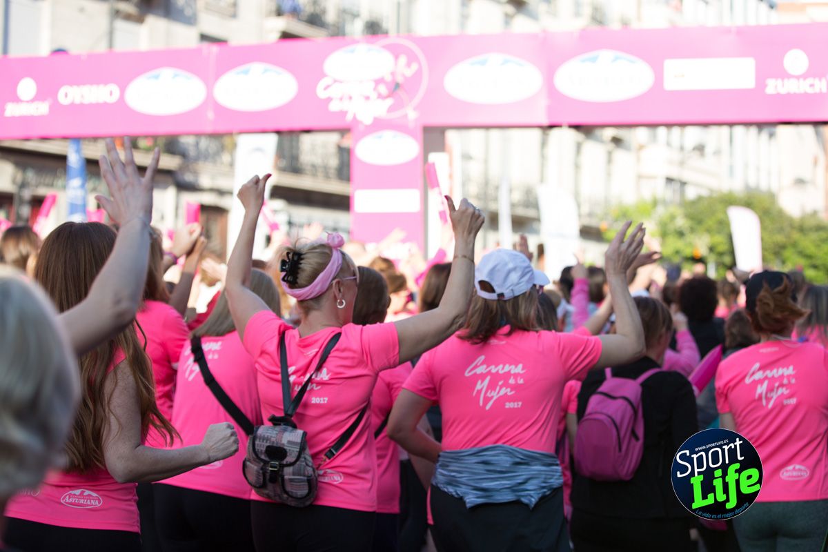 La salida de la Carrera de la Mujer de Valencia en imágenes