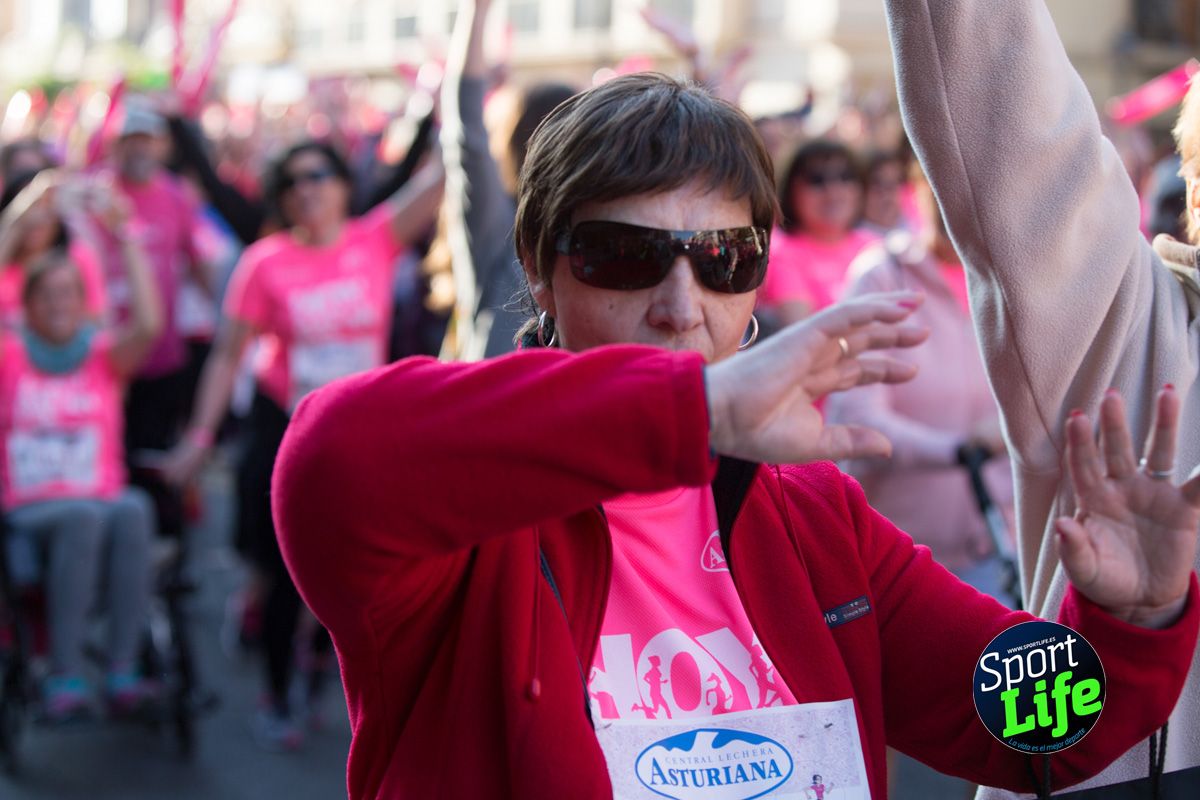 La salida de la Carrera de la Mujer de Valencia en imágenes